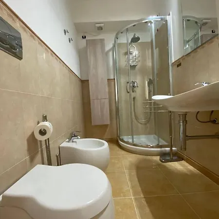 Trilocale Deluxe Fronte Spiaggia