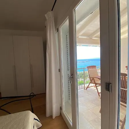 Trilocale Deluxe Fronte Spiaggia Santa Teresa Gallura