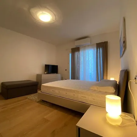Trilocale Deluxe Fronte Spiaggia *