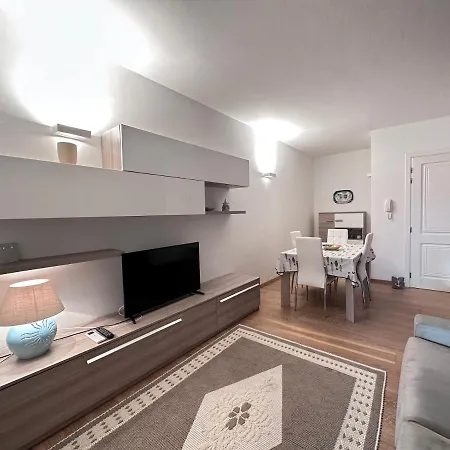 Apartment Trilocale Deluxe Fronte Spiaggia