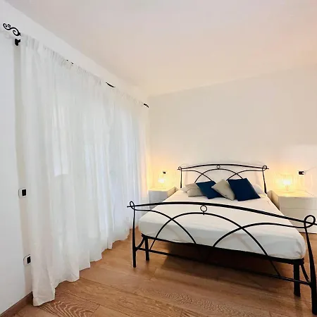 Trilocale Deluxe Fronte Spiaggia *